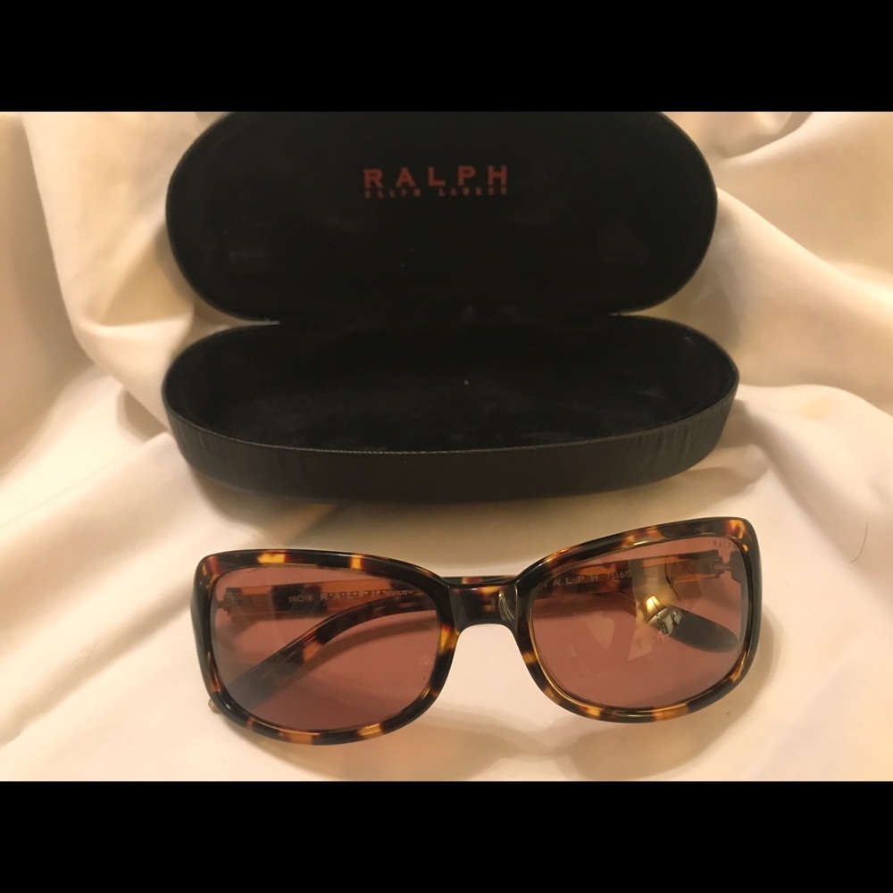 Ralph Lauren tortoise women’s sunglasses with Case